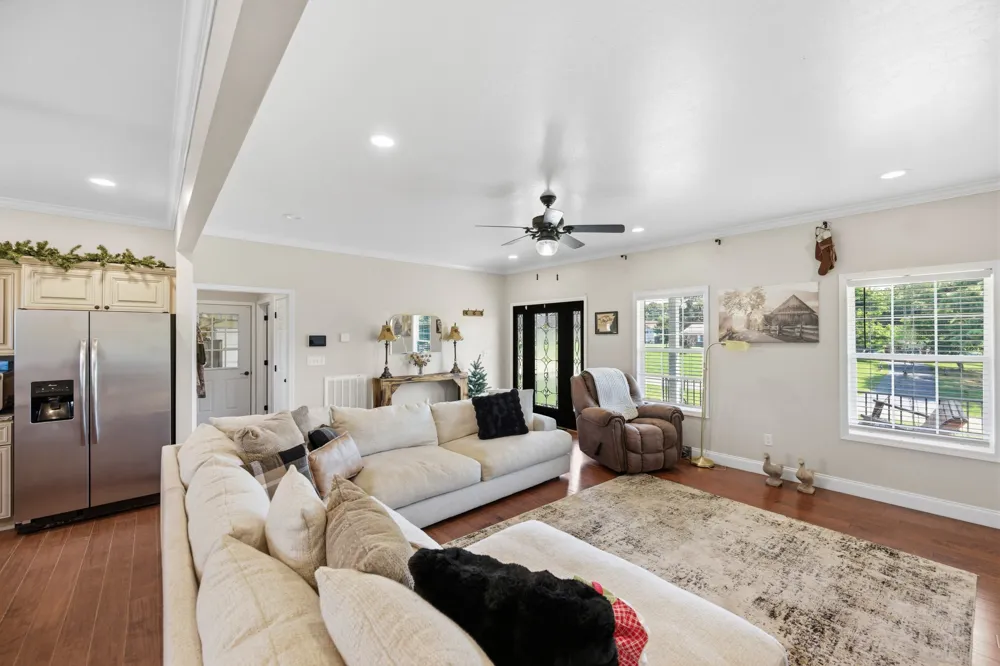 2033 Connie Allen Rd Mc Kenzie, TN 38201