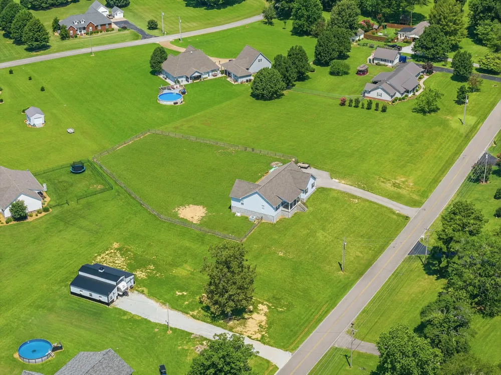 2033 Connie Allen Rd Mc Kenzie, TN 38201