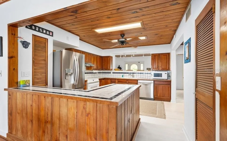 1596 JOHN ANDERSON DRIVE Ormond Beach, FL 32176