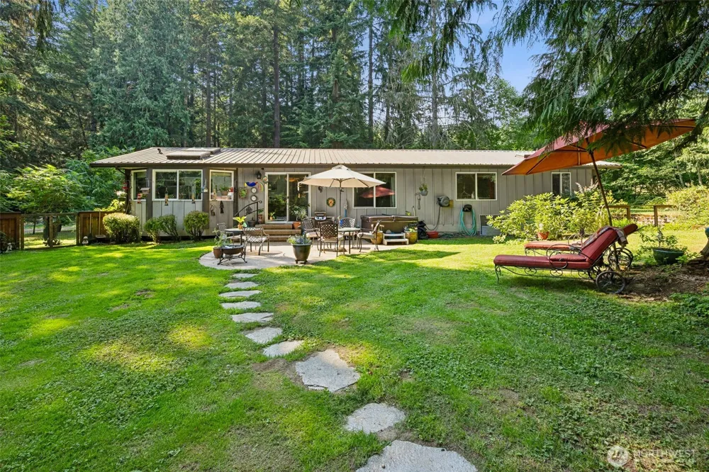 54611 E 278th Avenue Ashford, WA 98304