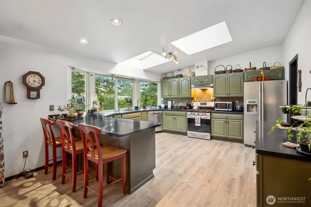 54611 E 278th Avenue Ashford, WA 98304
