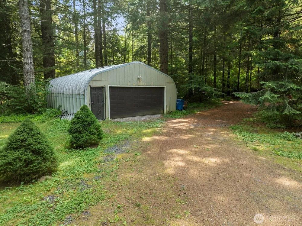 54611 E 278th Avenue Ashford, WA 98304