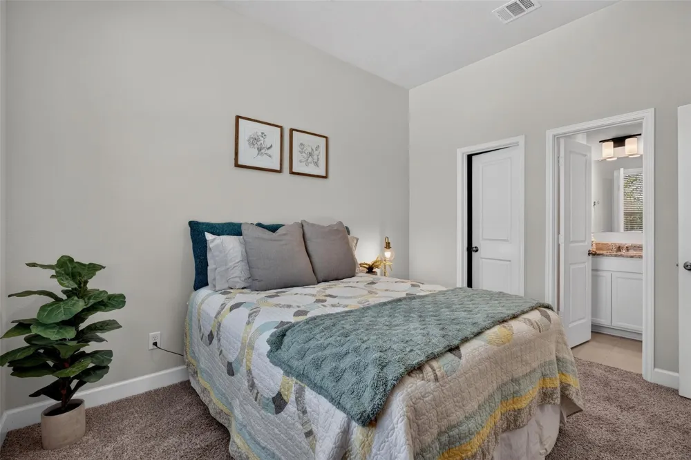 932 Wild Vine Pass Brenham, TX 77833