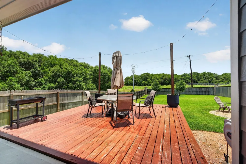 932 Wild Vine Pass Brenham, TX 77833