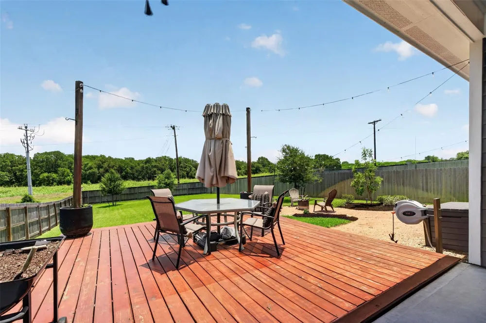 932 Wild Vine Pass Brenham, TX 77833
