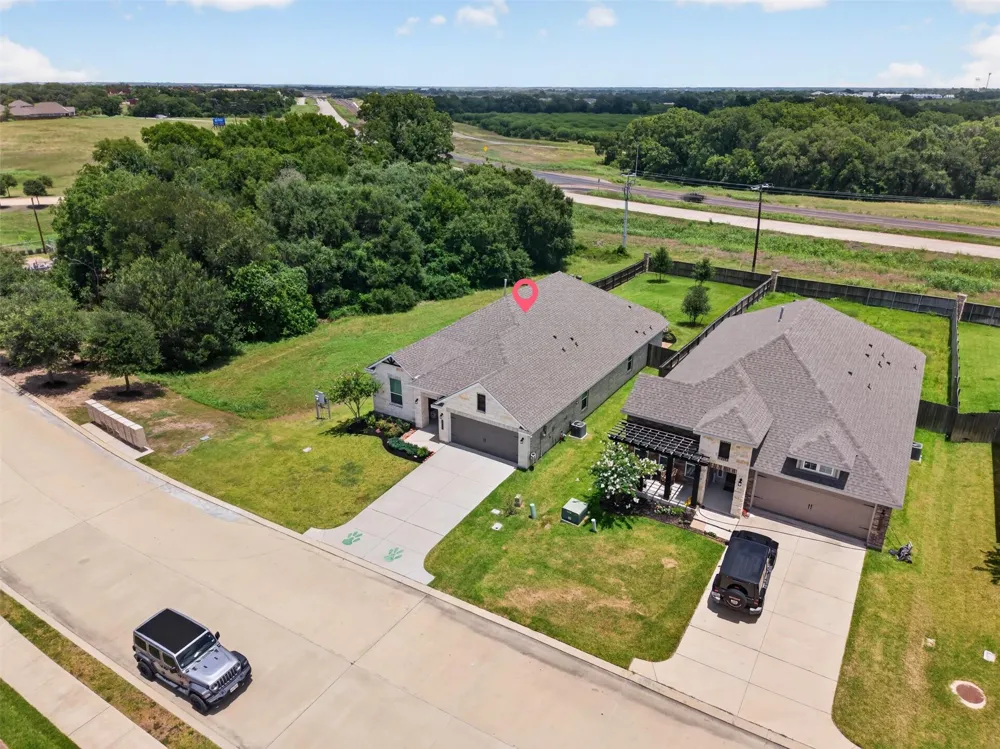 932 Wild Vine Pass Brenham, TX 77833