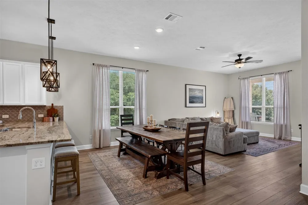 932 Wild Vine Pass Brenham, TX 77833