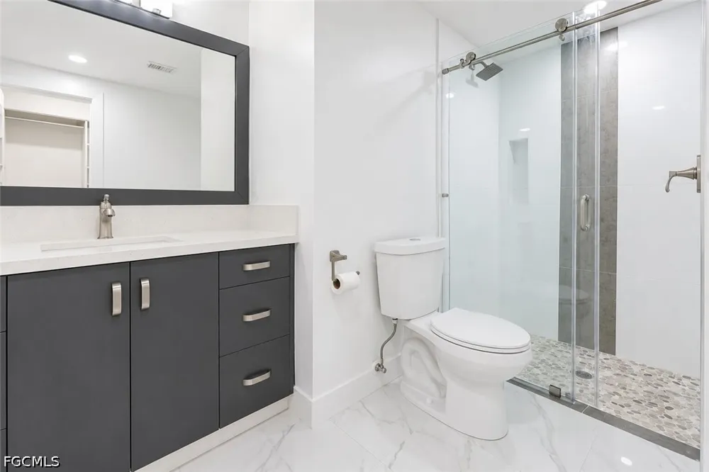 SE 16th Place #104 Cape Coral, FL 33904