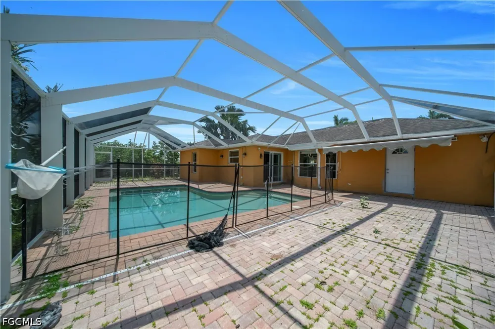SE 19th Terrace Cape Coral, FL 33990