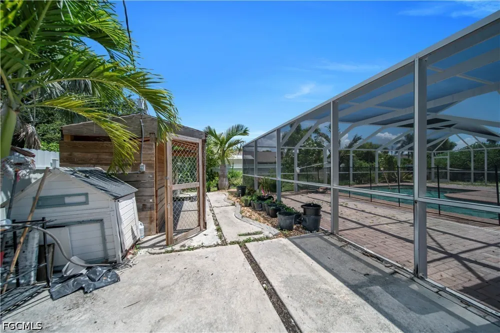 SE 19th Terrace Cape Coral, FL 33990
