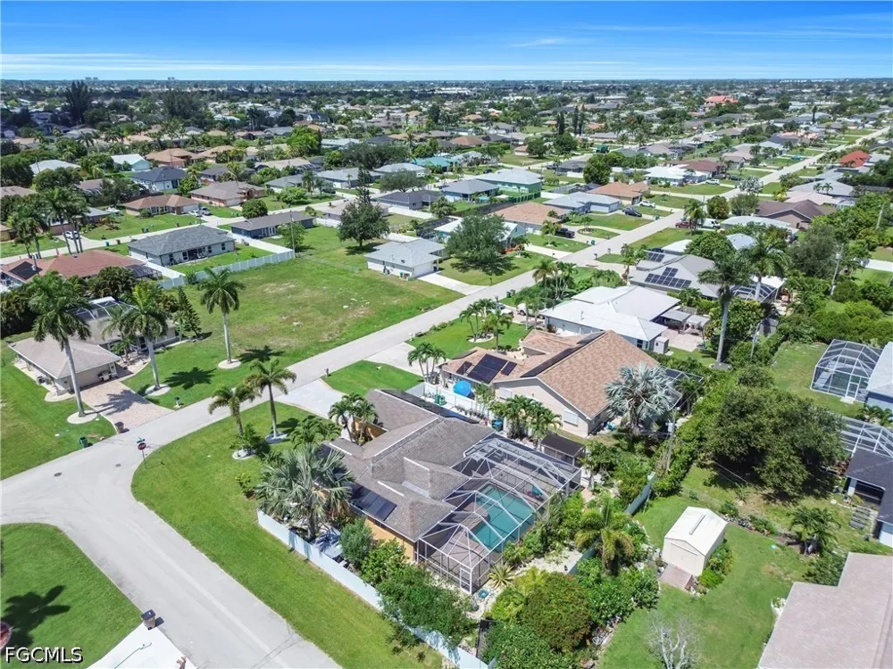 SE 19th Terrace Cape Coral, FL 33990