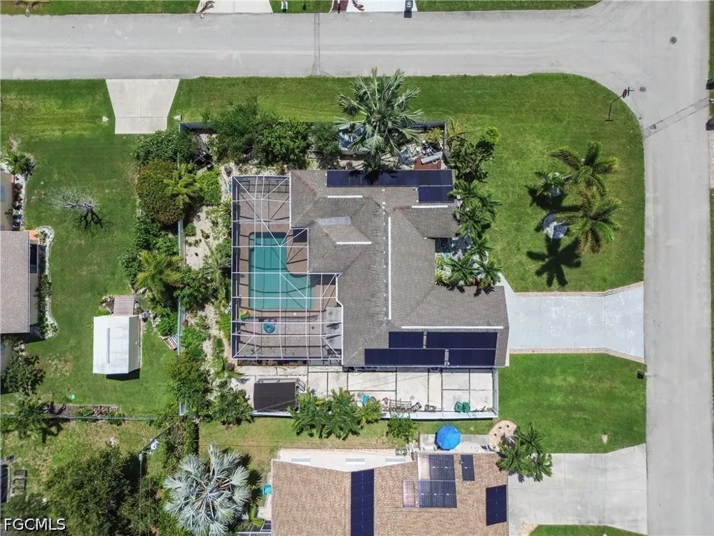 SE 19th Terrace Cape Coral, FL 33990