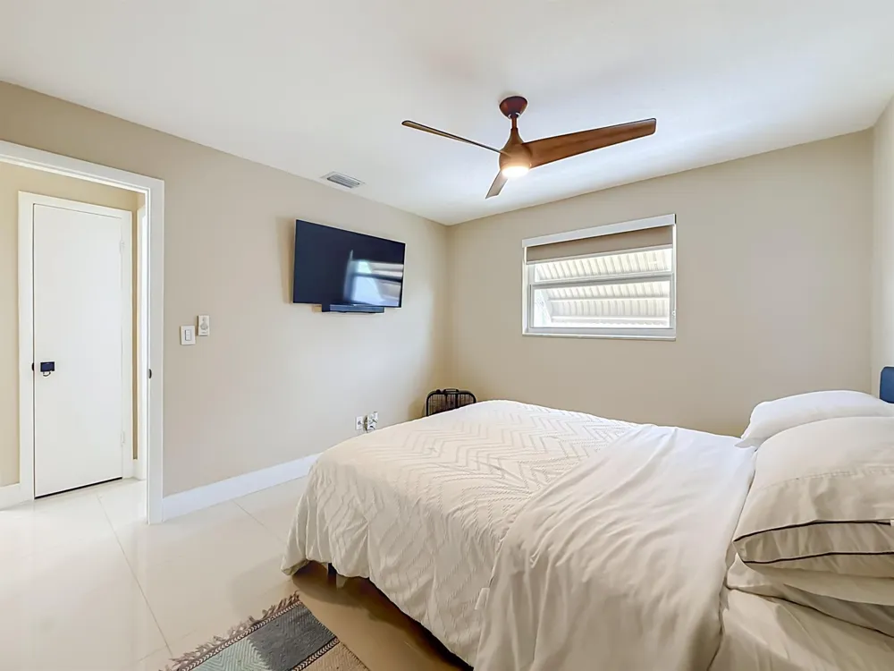 9416 SW 51st Place Cooper City, FL 33328