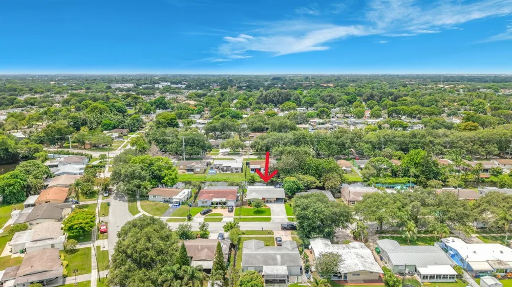 9416 SW 51st Place Cooper City, FL 33328
