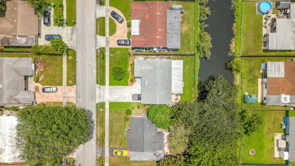 9416 SW 51st Place Cooper City, FL 33328