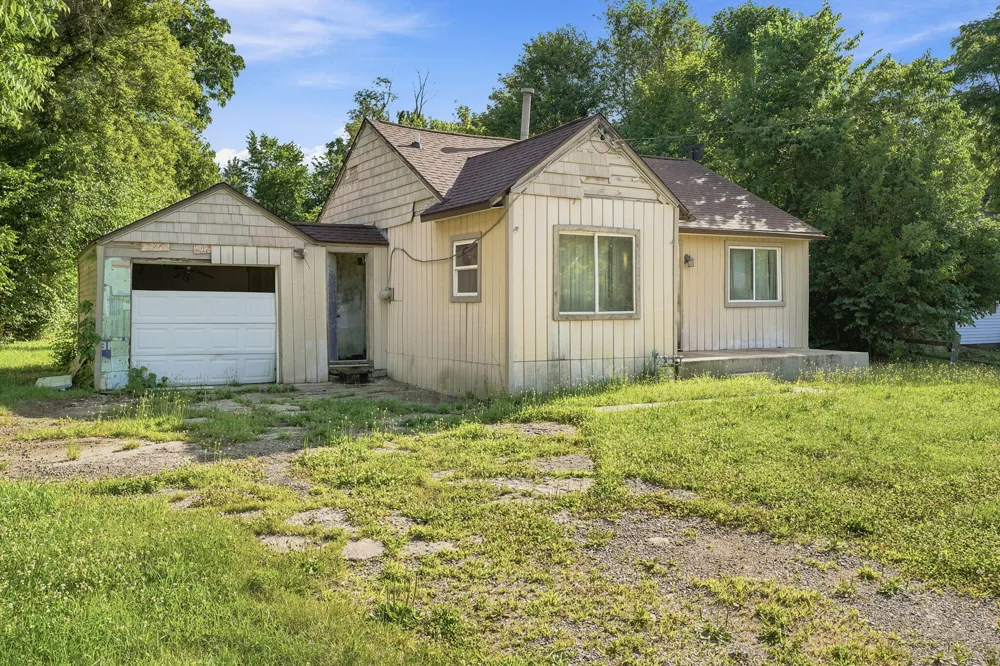 3758 W Michigan Avenue W Bedford Charter Township, MI 49037