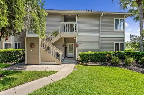18 MAGNOLIA DRIVE S #B
