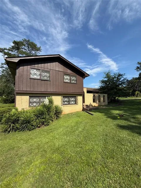 4678 Tara Woods Drive