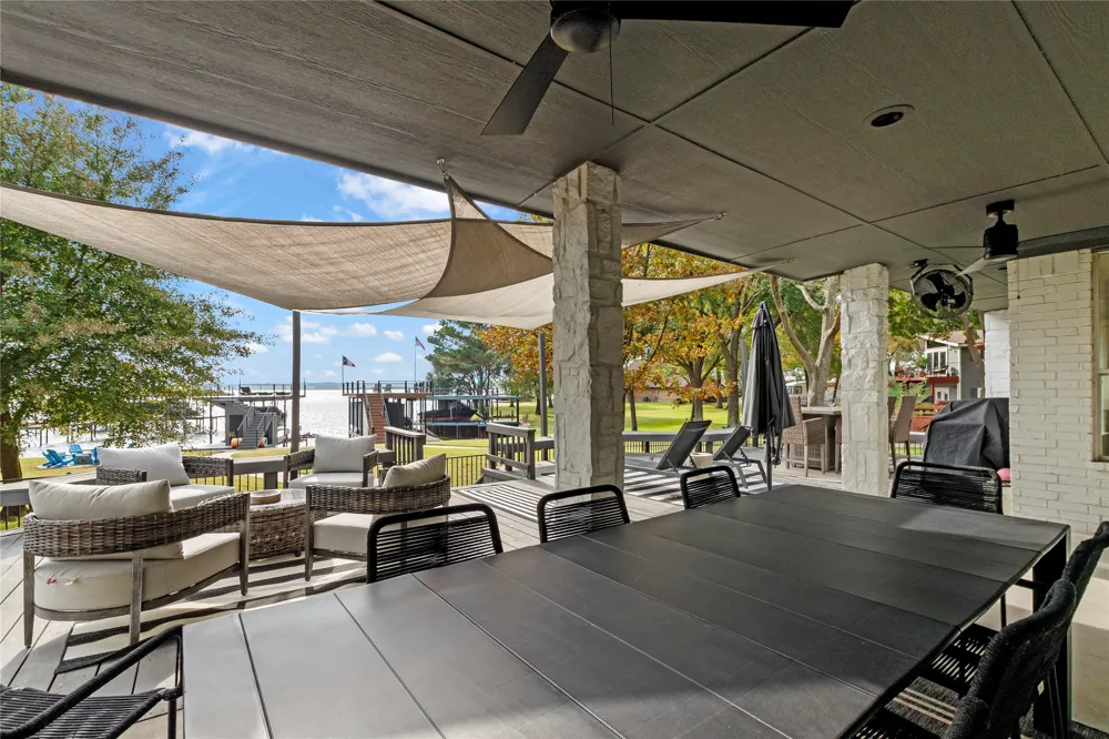 339 Autumn Wood Trail Gun Barrel City, TX 75156