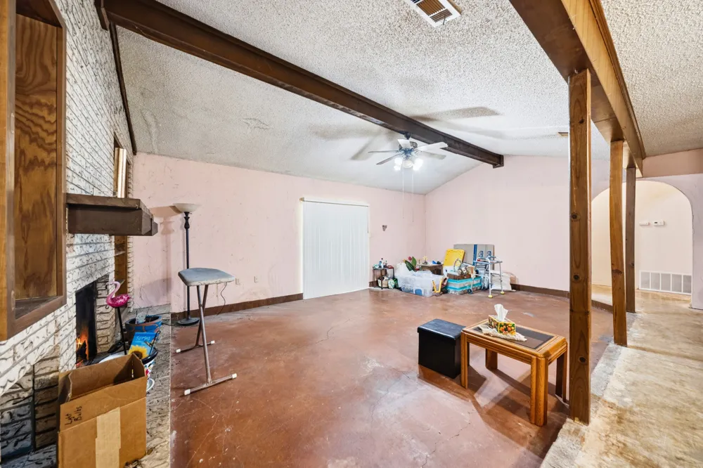 195 Amy Joy Drive China Spring, TX 76633
