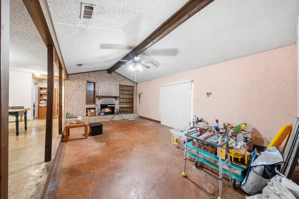 195 Amy Joy Drive China Spring, TX 76633