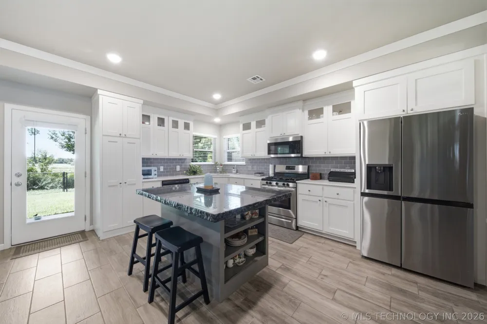 733 E 139th Place Glenpool, OK 74033