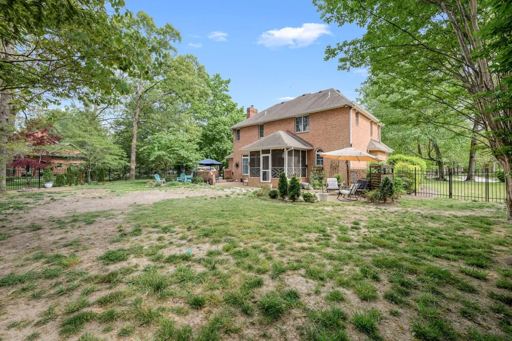 109 ALBEMARLE DRIVE Tullahoma, TN 37388