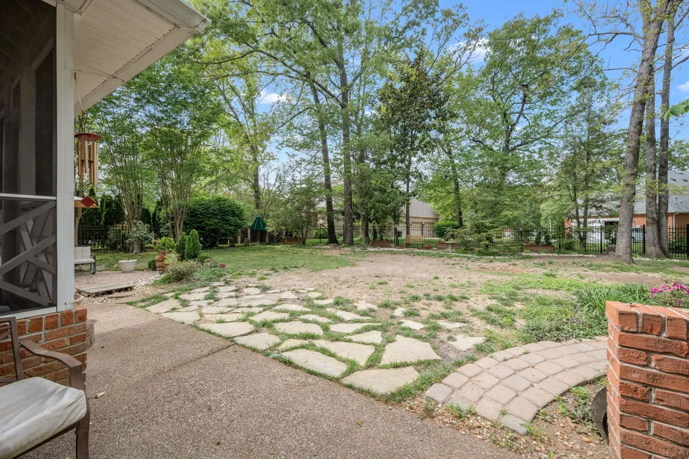 109 ALBEMARLE DRIVE Tullahoma, TN 37388