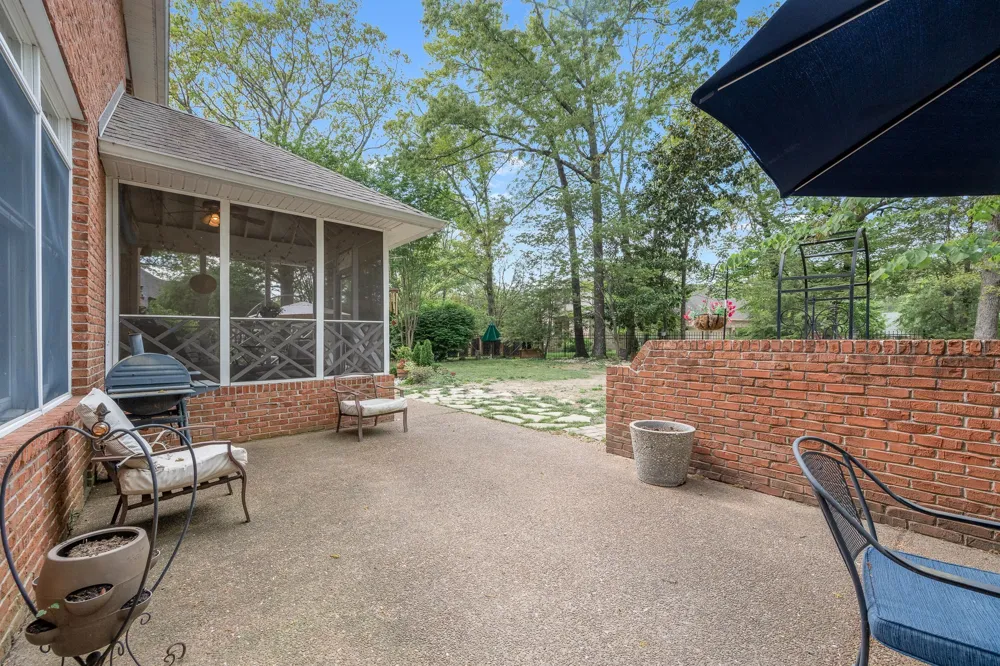 109 ALBEMARLE DRIVE Tullahoma, TN 37388