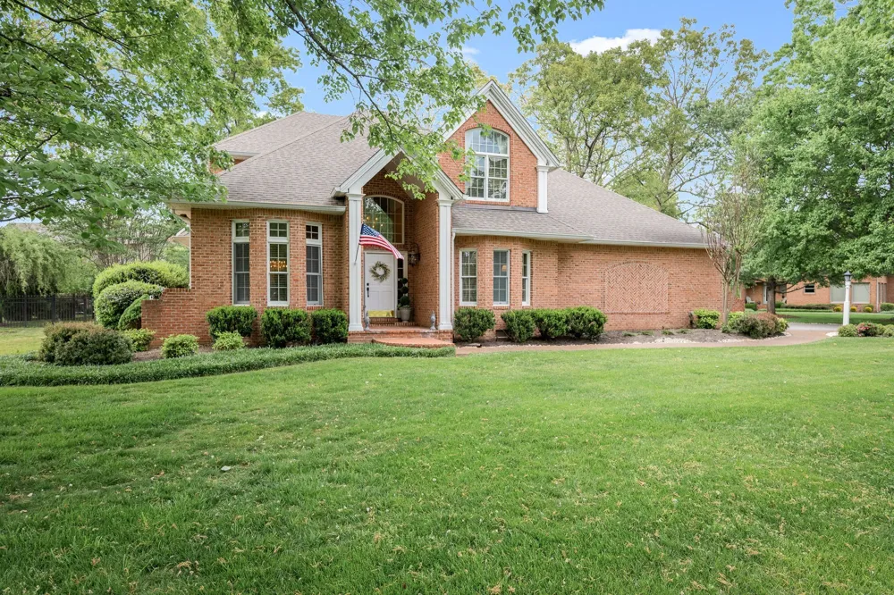 109 ALBEMARLE DRIVE Tullahoma, TN 37388