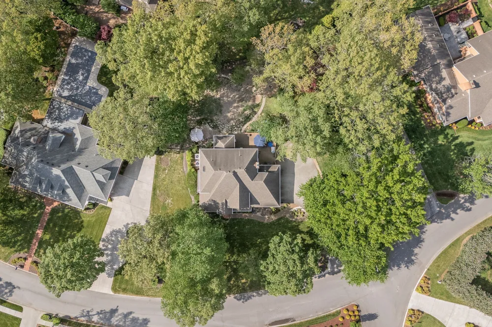 109 ALBEMARLE DRIVE Tullahoma, TN 37388