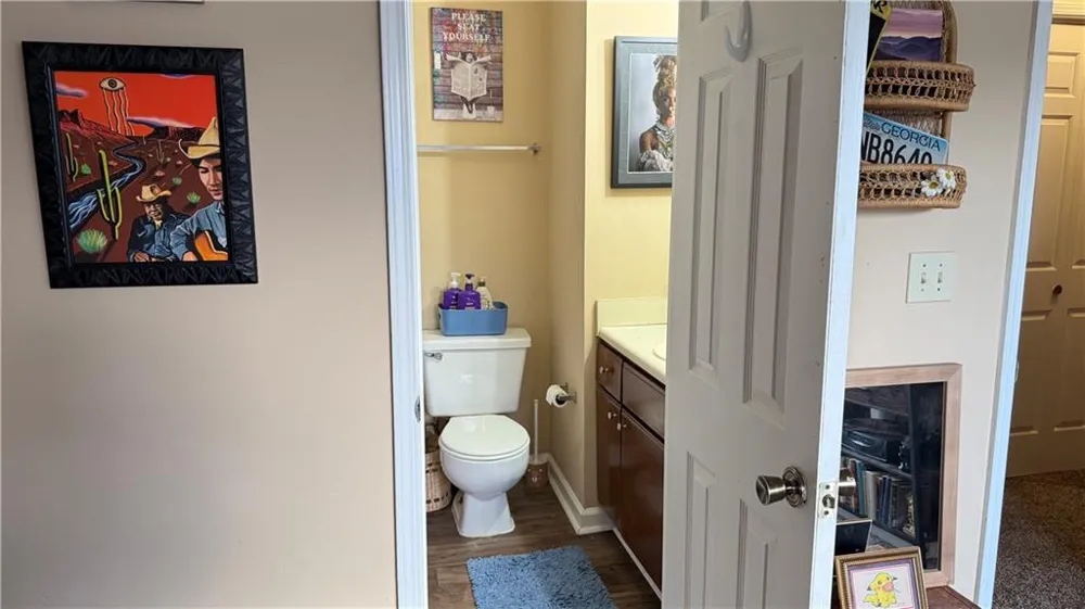 1046 Thornwoode Lane Stone Mountain, GA 30083