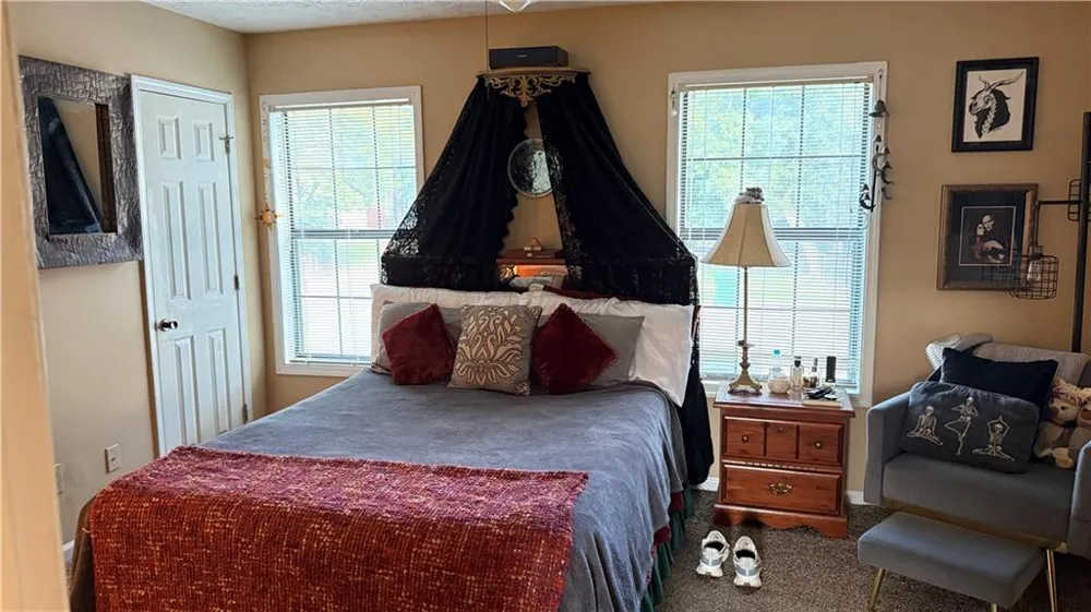 1046 Thornwoode Lane Stone Mountain, GA 30083