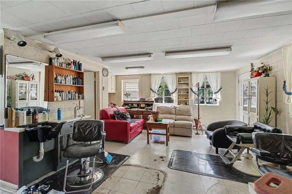 5109 NC Highway 89 E Walnut Cove, NC 27052