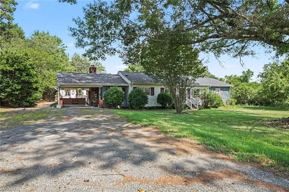 5109 NC Highway 89 E Walnut Cove, NC 27052