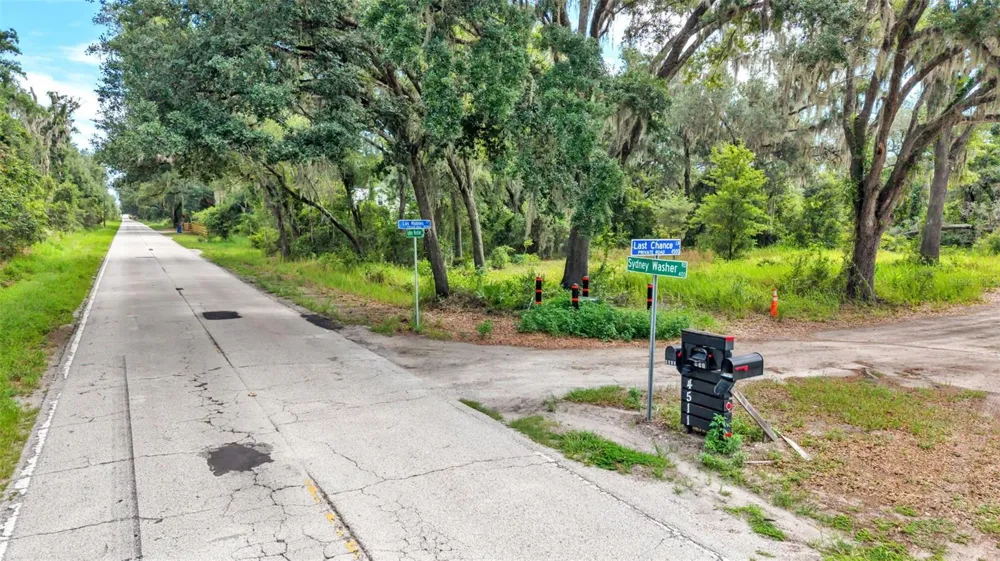 SYDNEY WASHER ROAD Dover, FL 33527