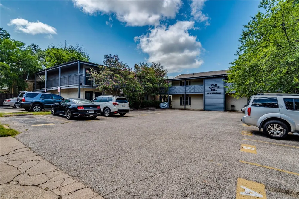 1111 W 10th Street #104 Austin, TX 78703