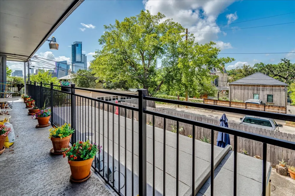 1111 W 10th Street #104 Austin, TX 78703