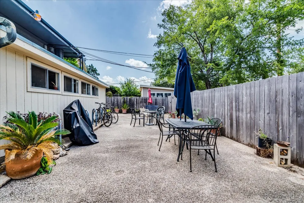 1111 W 10th Street #104 Austin, TX 78703