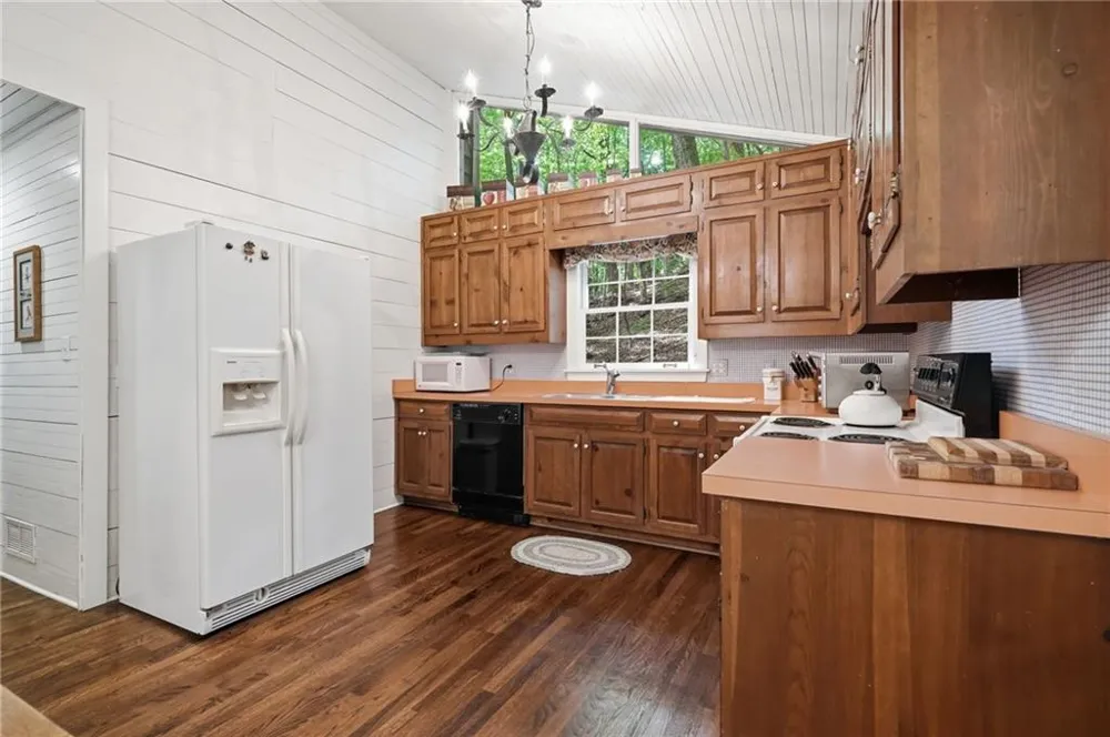 49 Little Beaver Run Big Canoe, GA 30143