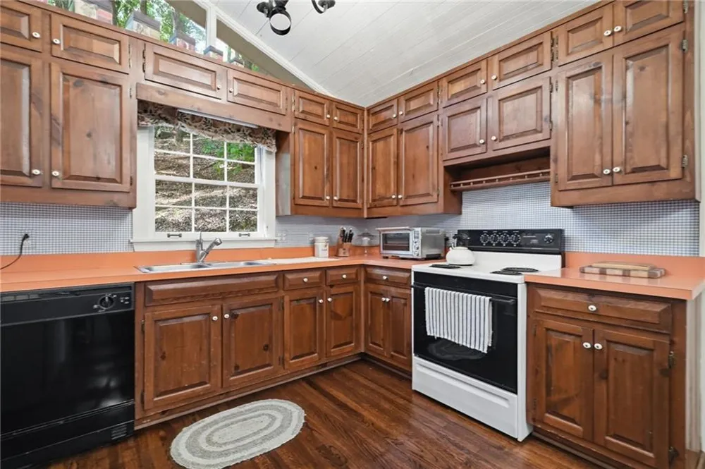 49 Little Beaver Run Big Canoe, GA 30143