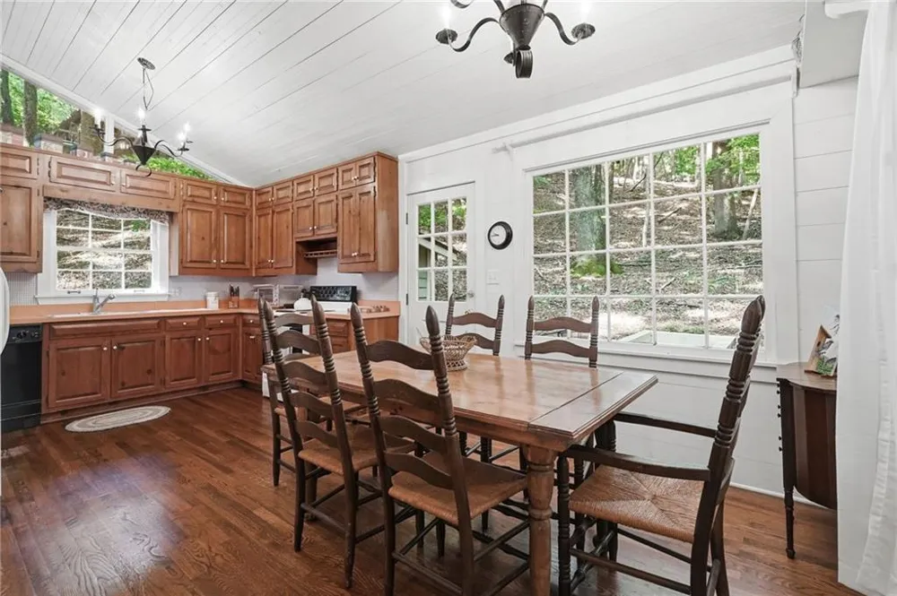 49 Little Beaver Run Big Canoe, GA 30143