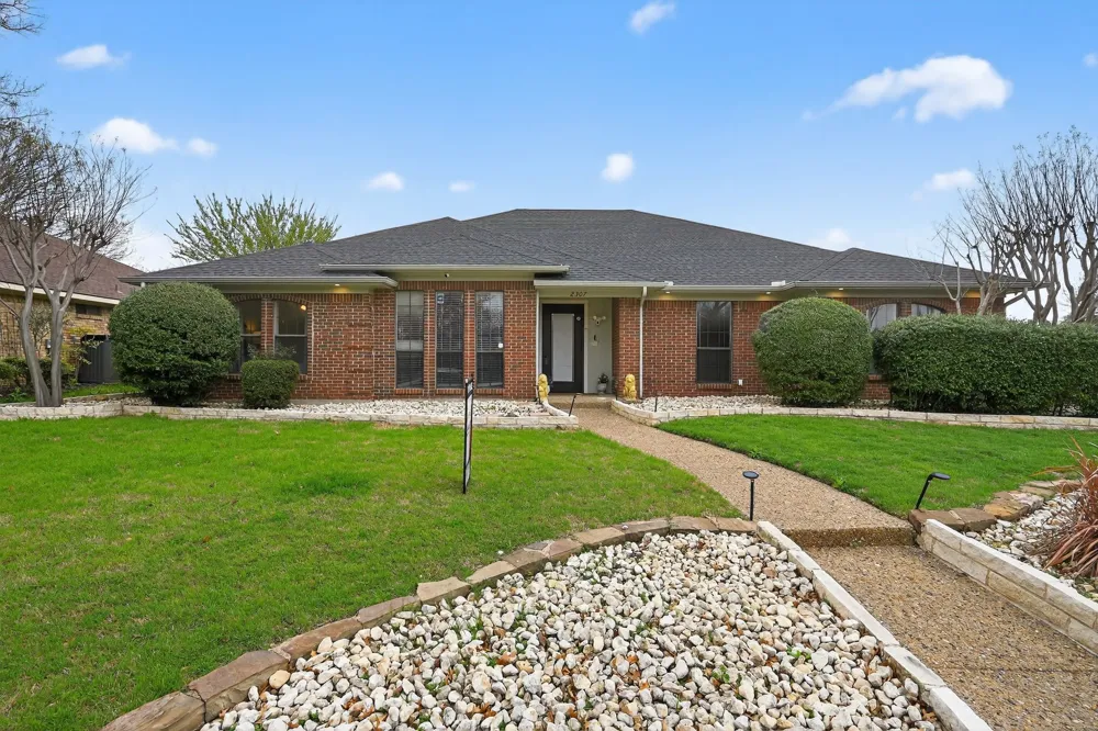 2307 Honeysuckle Drive Richardson, TX 75082