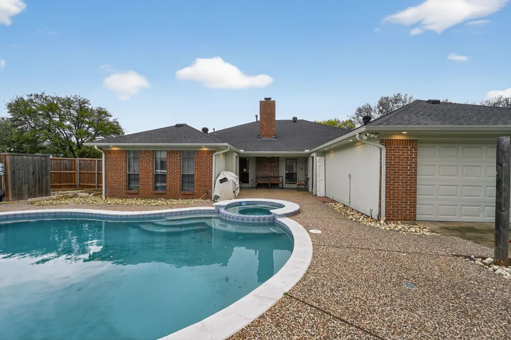 2307 Honeysuckle Drive Richardson, TX 75082
