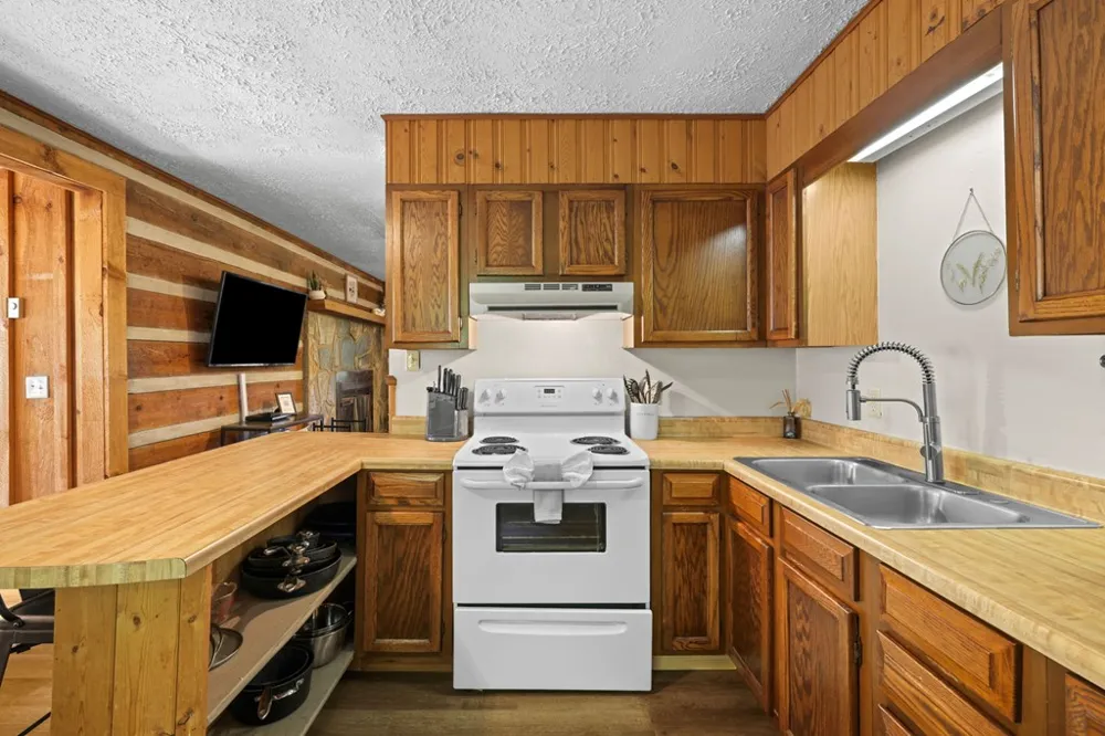 Biltmore Circle Bryson City, NC 28713