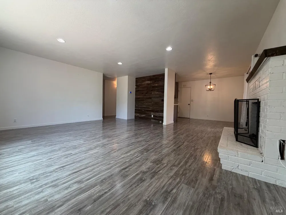 349 Washington Avenue Ukiah, CA 95482