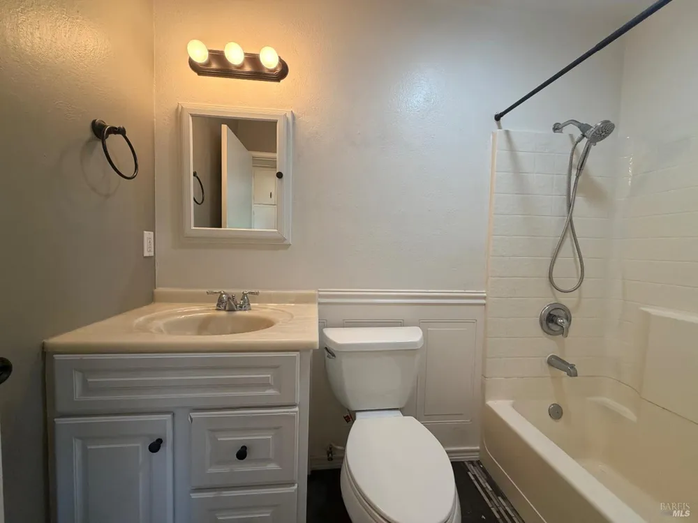 349 Washington Avenue Ukiah, CA 95482