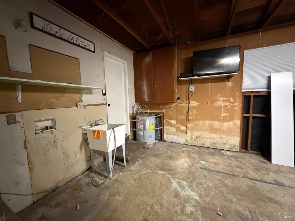349 Washington Avenue Ukiah, CA 95482