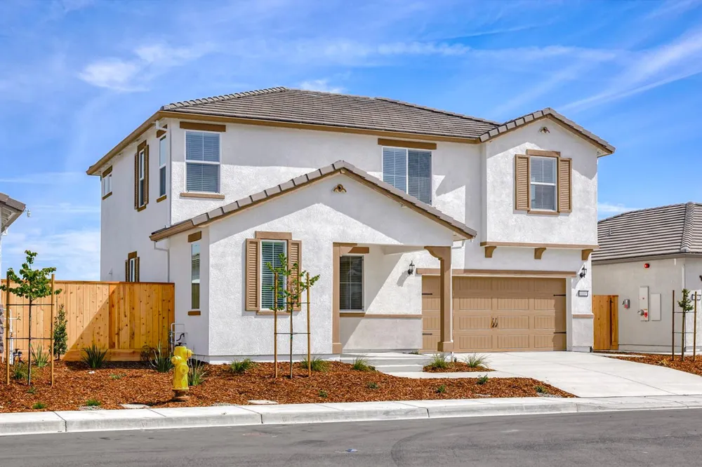 800 Helmsley Lane Patterson, CA 95363