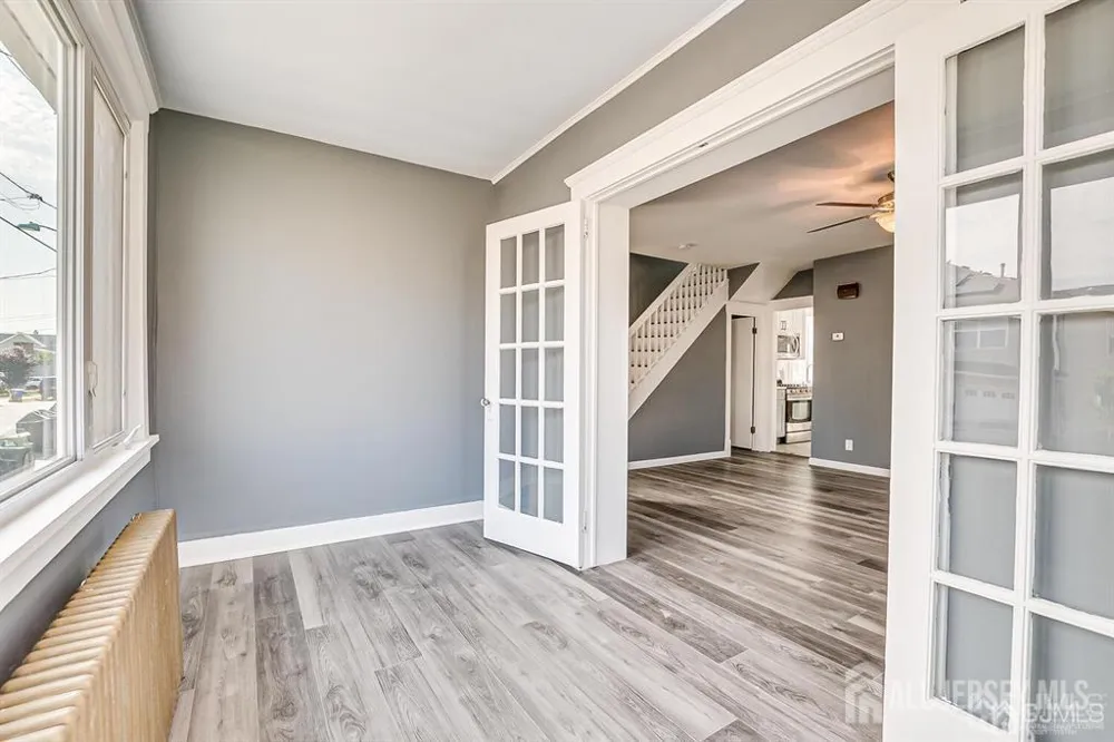 43 Saint Ann Street Carteret, NJ 07008